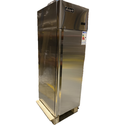 Szafa chłodnicza, lodówka, chłodziarka, 410 l i 900 l, Arktic, Profi Line, 230V/290W, 600x740x(H)1950mm, kod 233108 (8285 Hendi)